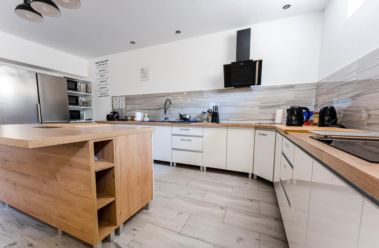סוסנוביץ' Hostel Polnocna 61 מראה חיצוני תמונה
