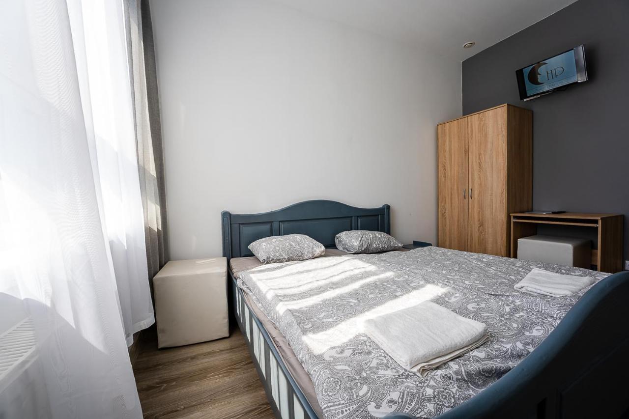 סוסנוביץ' Hostel Polnocna 61 מראה חיצוני תמונה