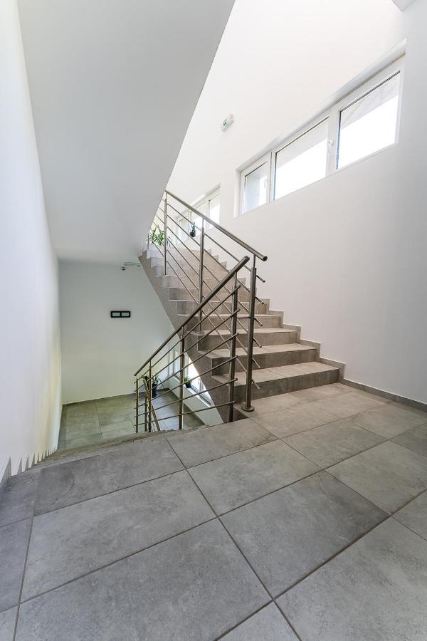 סוסנוביץ' Hostel Polnocna 61 מראה חיצוני תמונה